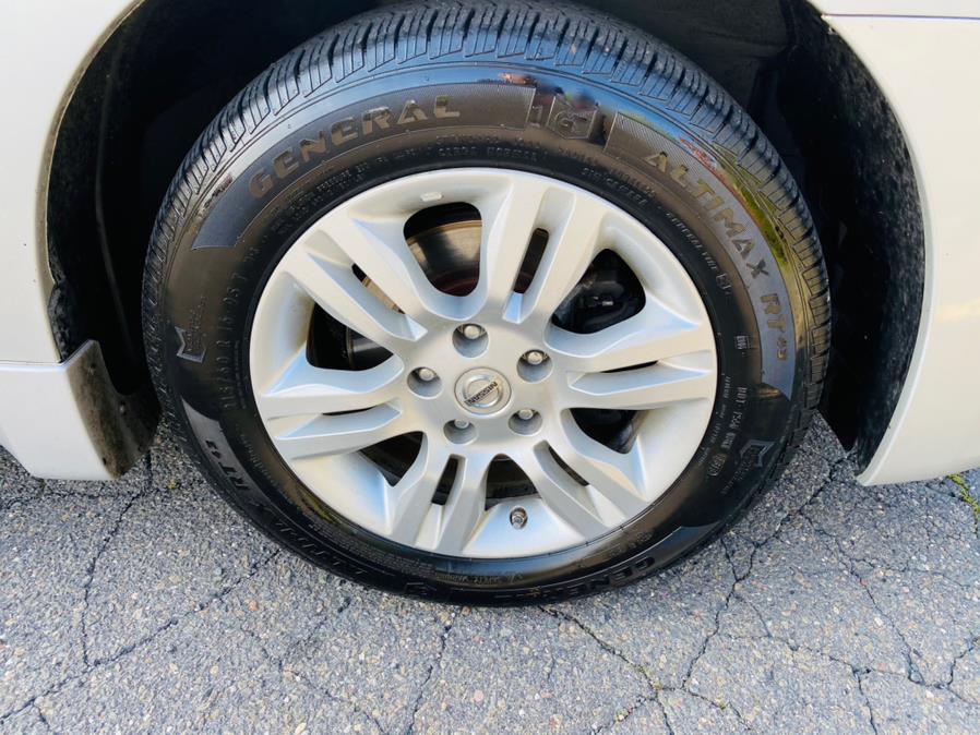 2011 Nissan Altima 4dr Sdn I4 CVT 2.5 SL, available for sale in New Britain, Connecticut | Supreme Automotive. New Britain, Connecticut 2011 Nissan Altima 4dr Sdn I4 CVT 2.5 SL, available for sale in New Britain, Connecticut | Supreme Automotive. New Britain, Connecticut
