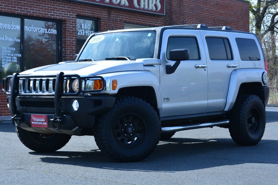 2010 HUMMER H3 SUV 4WD 4dr, available for sale in ENFIELD, Connecticut | Longmeadow Motor Cars. ENFIELD, Connecticut