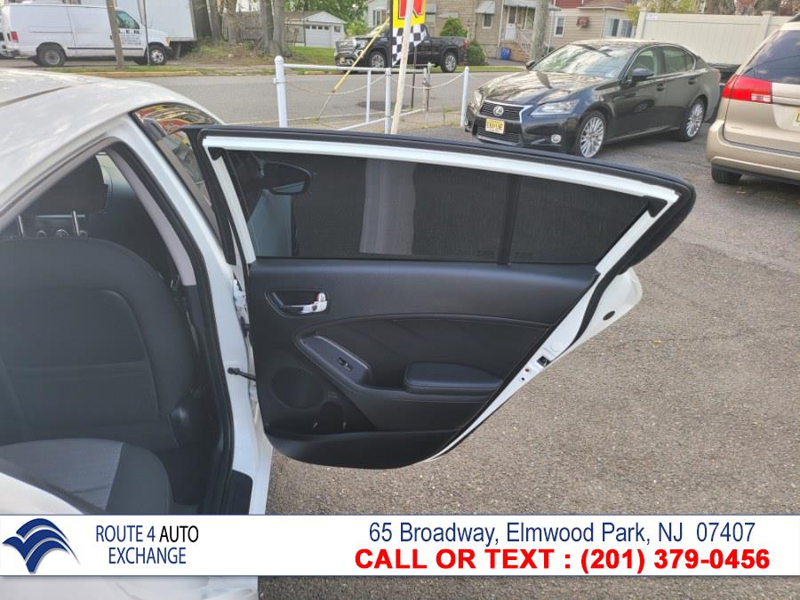 Used Kia Forte 5-Door 5dr HB Auto EX 2016 | Route 4 Auto Exchange. Elmwood Park, New Jersey Used Kia Forte 5-Door 5dr HB Auto EX 2016 | Route 4 Auto Exchange. Elmwood Park, New Jersey