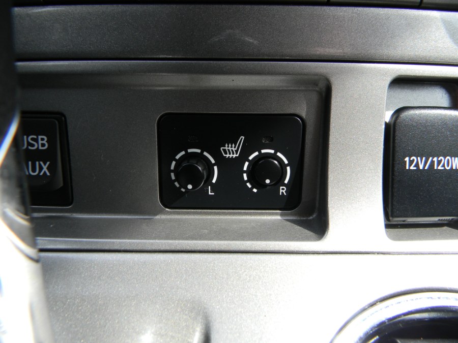 2013 Toyota Highlander 4WD 4dr V6 Plus (Natl), available for sale in Paterson, New Jersey | DZ Automall. Paterson, New Jersey 2013 Toyota Highlander 4WD 4dr V6 Plus (Natl), available for sale in Paterson, New Jersey | DZ Automall. Paterson, New Jersey