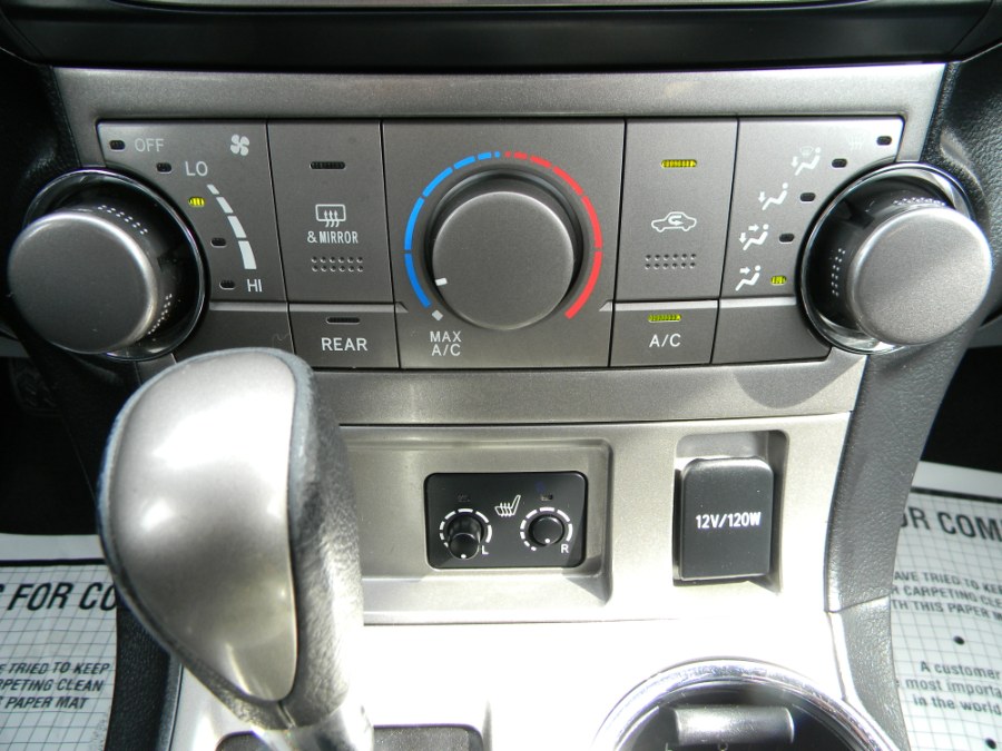 2013 Toyota Highlander 4WD 4dr V6 Plus (Natl), available for sale in Paterson, New Jersey | DZ Automall. Paterson, New Jersey 2013 Toyota Highlander 4WD 4dr V6 Plus (Natl), available for sale in Paterson, New Jersey | DZ Automall. Paterson, New Jersey