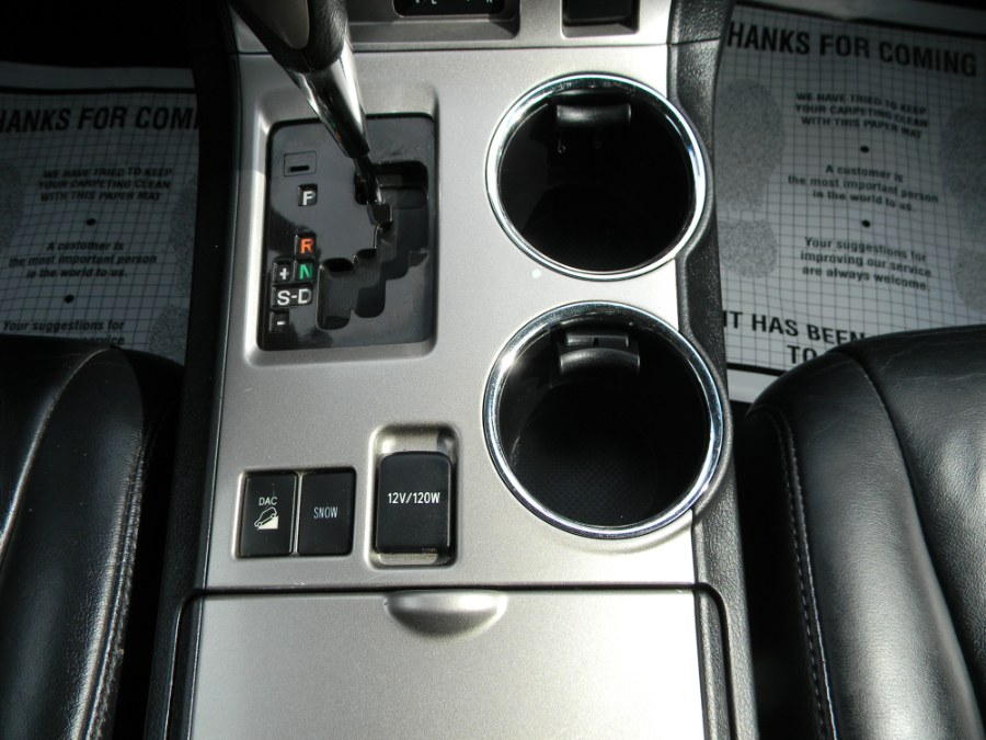 2013 Toyota Highlander 4WD 4dr V6 Plus (Natl), available for sale in Paterson, New Jersey | DZ Automall. Paterson, New Jersey 2013 Toyota Highlander 4WD 4dr V6 Plus (Natl), available for sale in Paterson, New Jersey | DZ Automall. Paterson, New Jersey