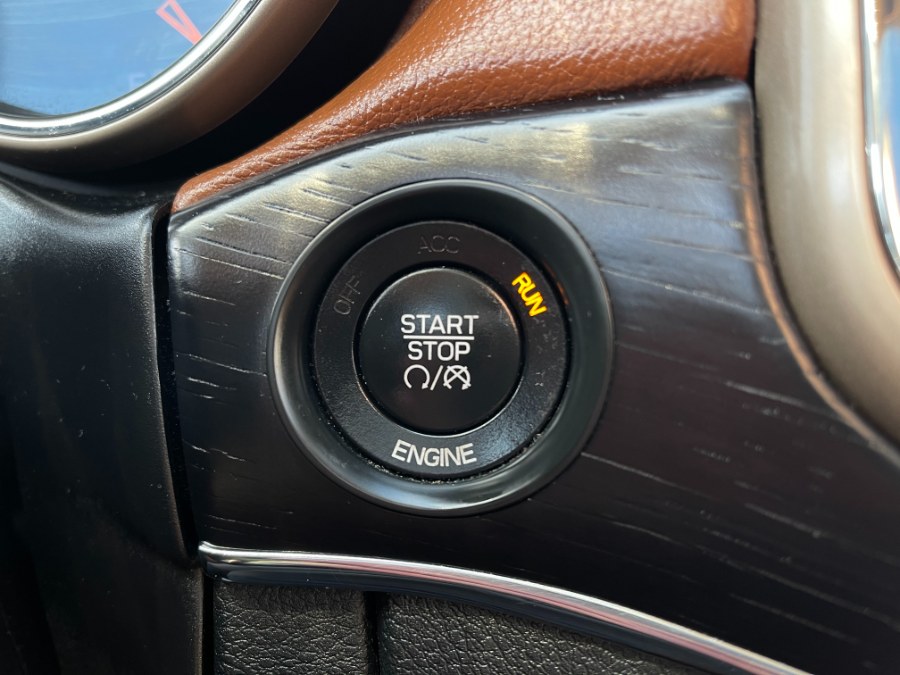 2016 Jeep Grand Cherokee 4WD 4dr Summit, available for sale in Hillside, New Jersey | Champion Auto Sales. Hillside, New Jersey 2016 Jeep Grand Cherokee 4WD 4dr Summit, available for sale in Hillside, New Jersey | Champion Auto Sales. Hillside, New Jersey