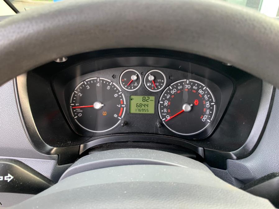 2011 Ford Transit Connect 114.6" XLT w/o side or rear door glass, available for sale in Elmont, New York | Sunrise of Elmont. Elmont, New York 2011 Ford Transit Connect 114.6" XLT w/o side or rear door glass, available for sale in Elmont, New York | Sunrise of Elmont. Elmont, New York