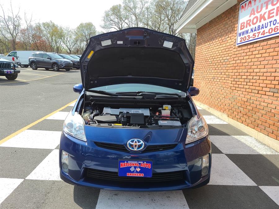 2011 Toyota Prius 5dr HB III, available for sale in Waterbury, Connecticut | National Auto Brokers, Inc.. Waterbury, Connecticut 2011 Toyota Prius 5dr HB III, available for sale in Waterbury, Connecticut | National Auto Brokers, Inc.. Waterbury, Connecticut