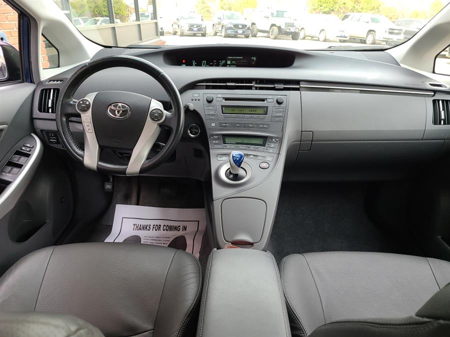 2011 Toyota Prius 5dr HB III, available for sale in Waterbury, Connecticut | National Auto Brokers, Inc.. Waterbury, Connecticut 2011 Toyota Prius 5dr HB III, available for sale in Waterbury, Connecticut | National Auto Brokers, Inc.. Waterbury, Connecticut