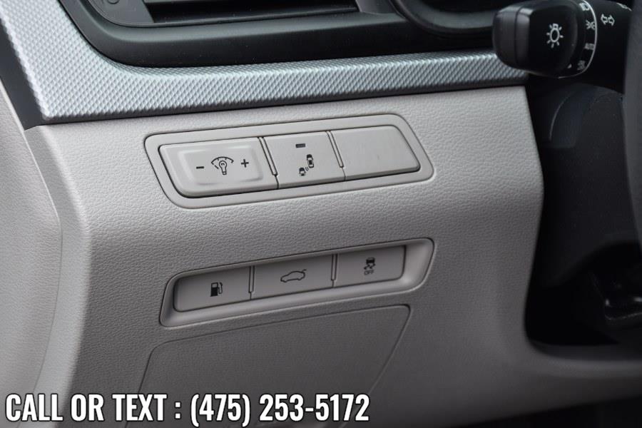 2019 Hyundai Sonata SE 2.4L, available for sale in Waterbury, Connecticut | Highline Car Connection. Waterbury, Connecticut 2019 Hyundai Sonata SE 2.4L, available for sale in Waterbury, Connecticut | Highline Car Connection. Waterbury, Connecticut