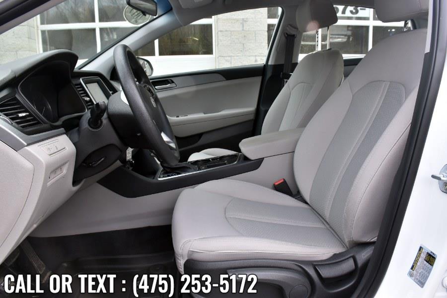 2019 Hyundai Sonata SE 2.4L, available for sale in Waterbury, Connecticut | Highline Car Connection. Waterbury, Connecticut 2019 Hyundai Sonata SE 2.4L, available for sale in Waterbury, Connecticut | Highline Car Connection. Waterbury, Connecticut