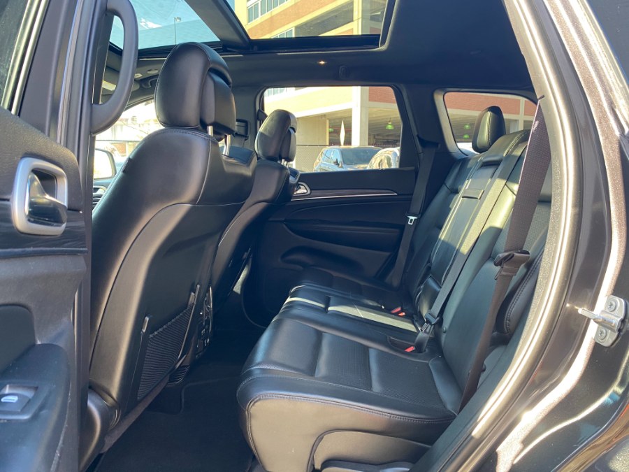 Used Jeep Grand Cherokee Limited 4x4 2020 | Apex Westchester Used Vehicles. White Plains, New York Used Jeep Grand Cherokee Limited 4x4 2020 | Apex Westchester Used Vehicles. White Plains, New York