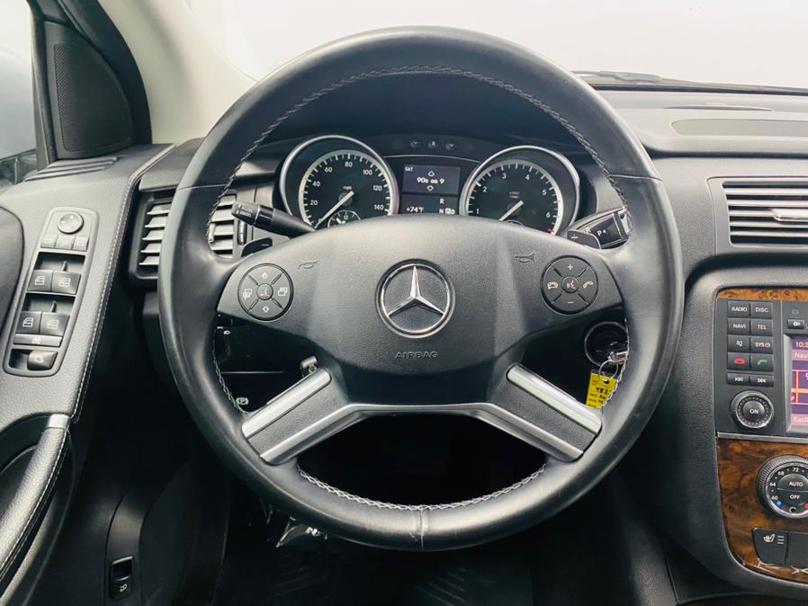 2011 Mercedes-Benz R-Class 4MATIC 4dr 3.5L, available for sale in Linden, New Jersey | East Coast Auto Group. Linden, New Jersey 2011 Mercedes-Benz R-Class 4MATIC 4dr 3.5L, available for sale in Linden, New Jersey | East Coast Auto Group. Linden, New Jersey