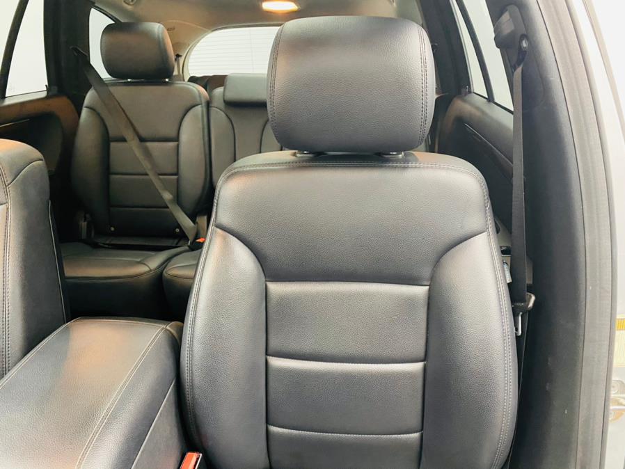 2011 Mercedes-Benz R-Class 4MATIC 4dr 3.5L, available for sale in Linden, New Jersey | East Coast Auto Group. Linden, New Jersey 2011 Mercedes-Benz R-Class 4MATIC 4dr 3.5L, available for sale in Linden, New Jersey | East Coast Auto Group. Linden, New Jersey