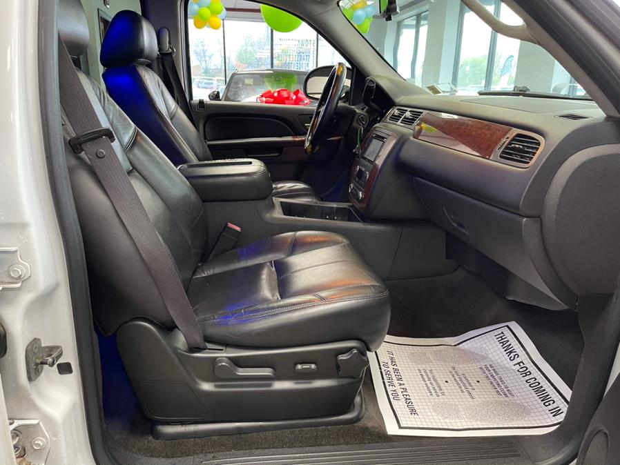 2010 Chevrolet Tahoe 4WD 4dr 1500 LT, available for sale in Inwood, New York | 5 Towns Drive. Inwood, New York 2010 Chevrolet Tahoe 4WD 4dr 1500 LT, available for sale in Inwood, New York | 5 Towns Drive. Inwood, New York