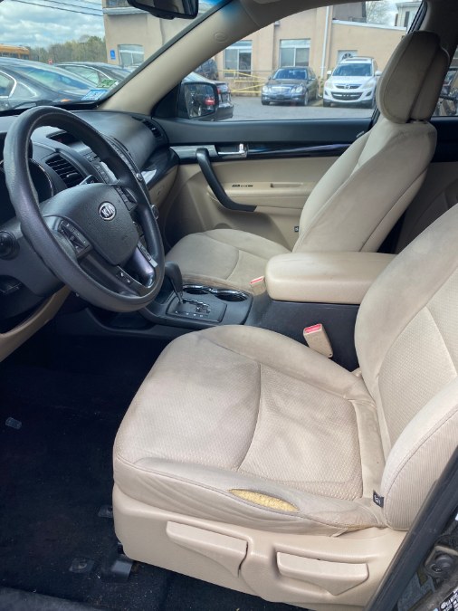 2013 Kia Sorento AWD 4dr V6 LX, available for sale in Raynham, Massachusetts | J & A Auto Center. Raynham, Massachusetts 2013 Kia Sorento AWD 4dr V6 LX, available for sale in Raynham, Massachusetts | J & A Auto Center. Raynham, Massachusetts