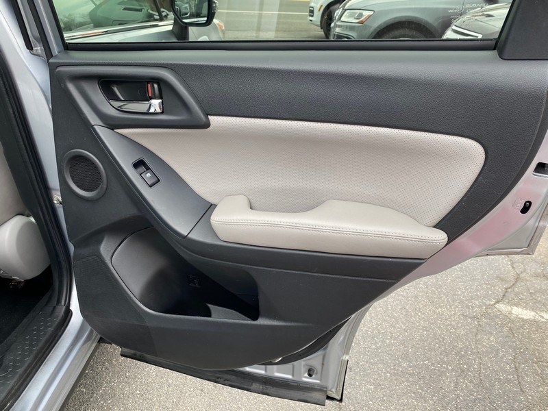 Used Subaru Forester 4dr Auto 2.5i Touring PZEV 2014 | Union Street Auto Sales. West Springfield, Massachusetts Used Subaru Forester 4dr Auto 2.5i Touring PZEV 2014 | Union Street Auto Sales. West Springfield, Massachusetts