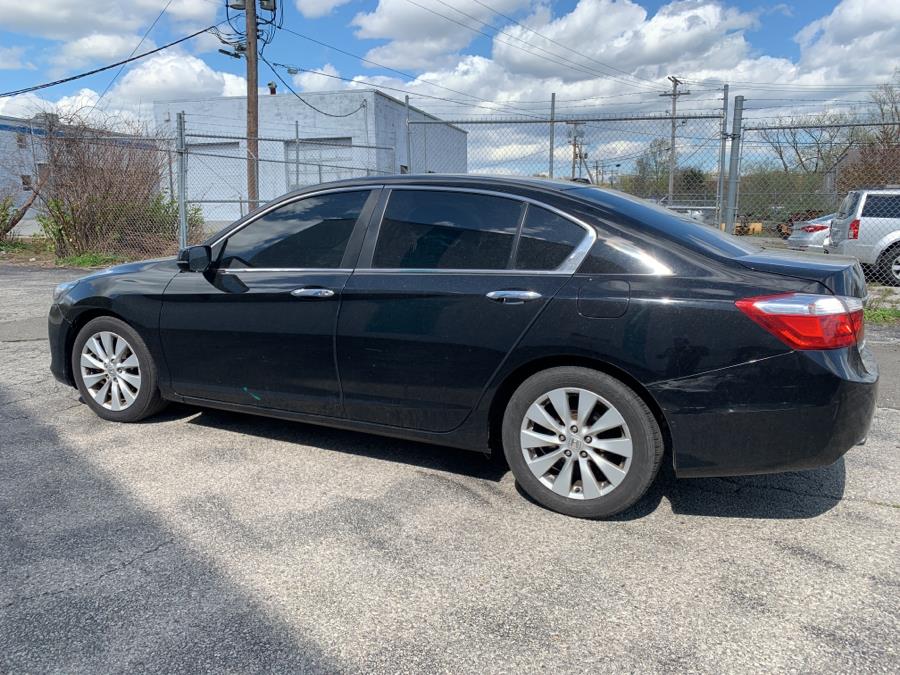 Used Honda Accord Sedan 4dr I4 CVT EX-L w/Navi 2015 | Dealertown Auto Wholesalers. Milford, Connecticut Used Honda Accord Sedan 4dr I4 CVT EX-L w/Navi 2015 | Dealertown Auto Wholesalers. Milford, Connecticut
