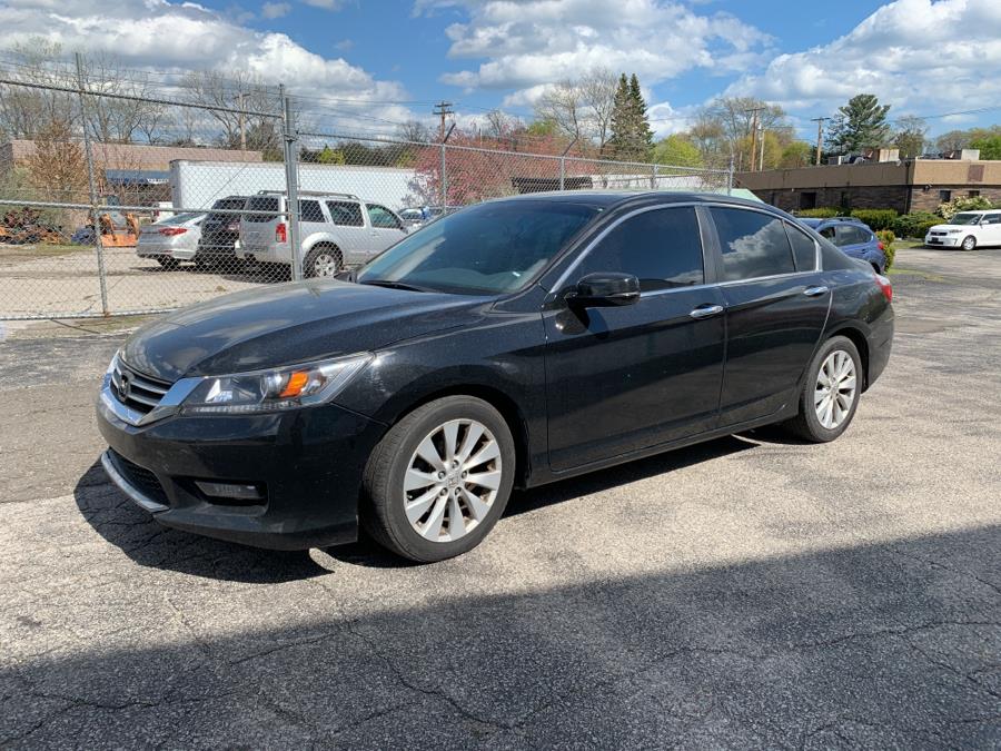 Used Honda Accord Sedan 4dr I4 CVT EX-L w/Navi 2015 | Dealertown Auto Wholesalers. Milford, Connecticut Used Honda Accord Sedan 4dr I4 CVT EX-L w/Navi 2015 | Dealertown Auto Wholesalers. Milford, Connecticut