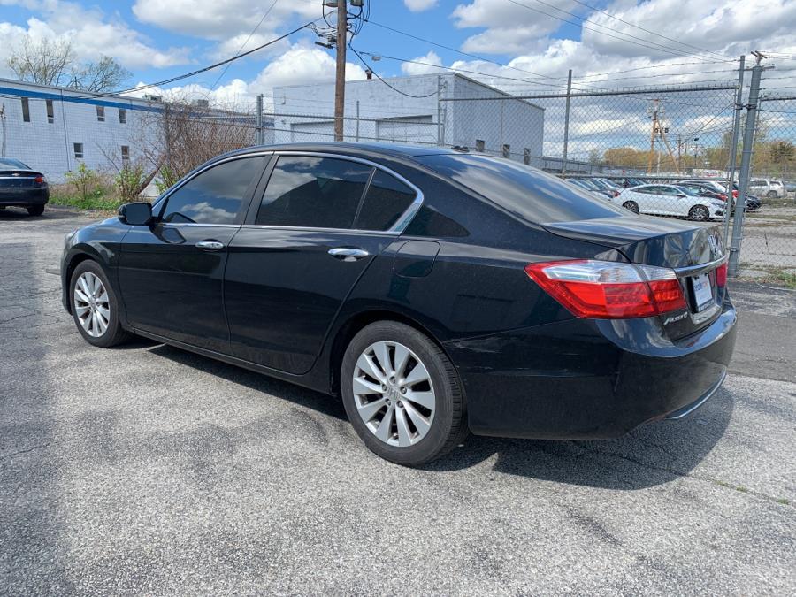 Used Honda Accord Sedan 4dr I4 CVT EX-L w/Navi 2015 | Dealertown Auto Wholesalers. Milford, Connecticut Used Honda Accord Sedan 4dr I4 CVT EX-L w/Navi 2015 | Dealertown Auto Wholesalers. Milford, Connecticut