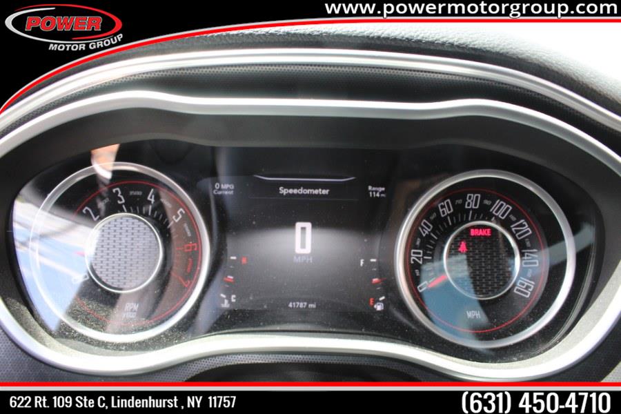 Used Dodge Challenger 2dr Cpe R/T Plus 2015 | Power Motor Group. Lindenhurst, New York Used Dodge Challenger 2dr Cpe R/T Plus 2015 | Power Motor Group. Lindenhurst, New York