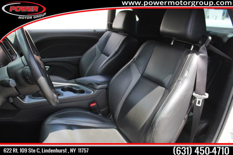 Used Dodge Challenger 2dr Cpe R/T Plus 2015 | Power Motor Group. Lindenhurst, New York Used Dodge Challenger 2dr Cpe R/T Plus 2015 | Power Motor Group. Lindenhurst, New York