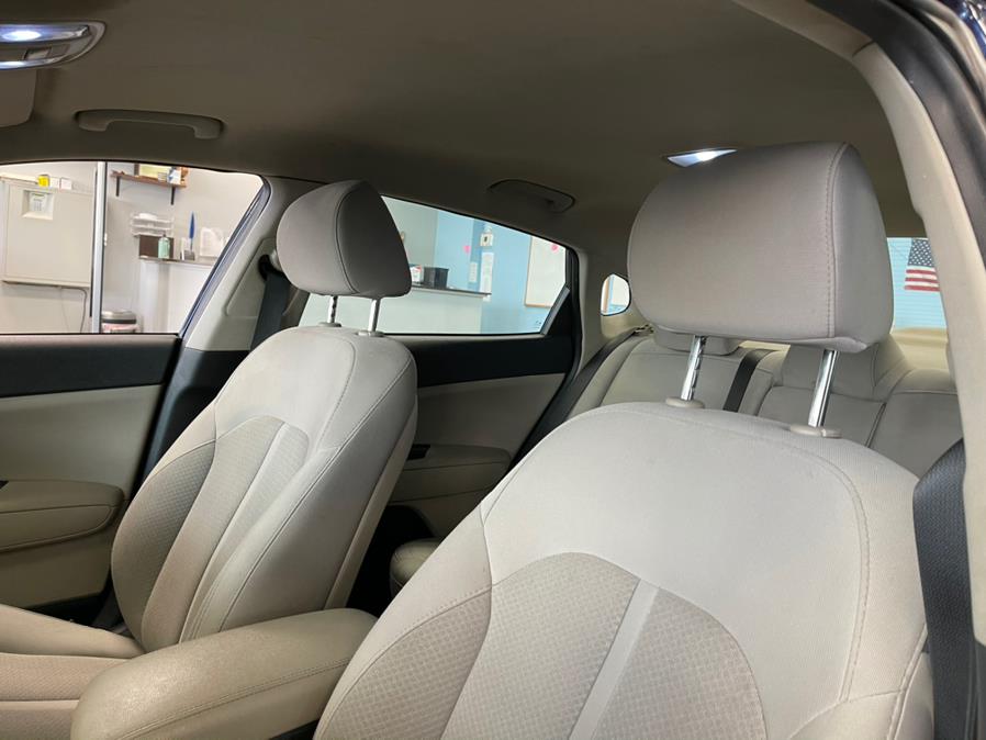 Used Kia Optima 4dr Sdn LX 2016 | 5 Towns Drive. Inwood, New York Used Kia Optima 4dr Sdn LX 2016 | 5 Towns Drive. Inwood, New York