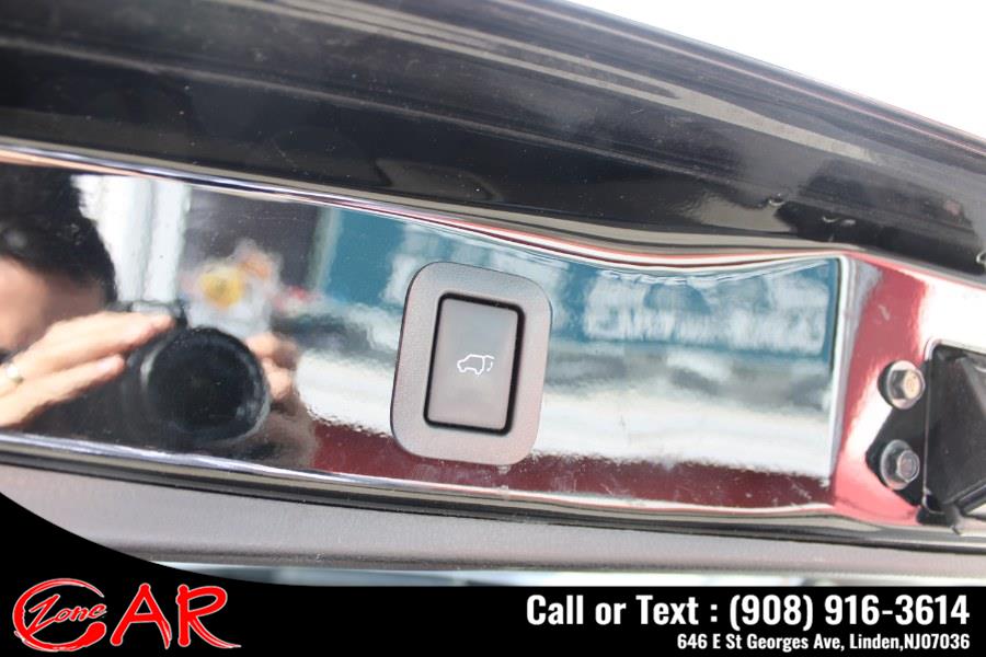 2018 Toyota Highlander LE V6 AWD (Natl), available for sale in Linden, New Jersey | Car Zone. Linden, New Jersey 2018 Toyota Highlander LE V6 AWD (Natl), available for sale in Linden, New Jersey | Car Zone. Linden, New Jersey