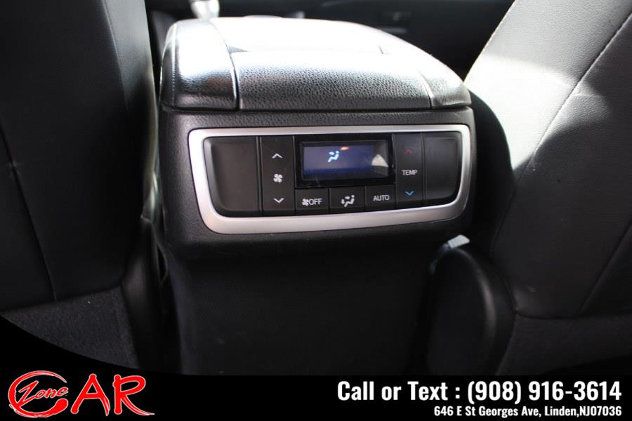 2018 Toyota Highlander LE V6 AWD (Natl), available for sale in Linden, New Jersey | Car Zone. Linden, New Jersey 2018 Toyota Highlander LE V6 AWD (Natl), available for sale in Linden, New Jersey | Car Zone. Linden, New Jersey
