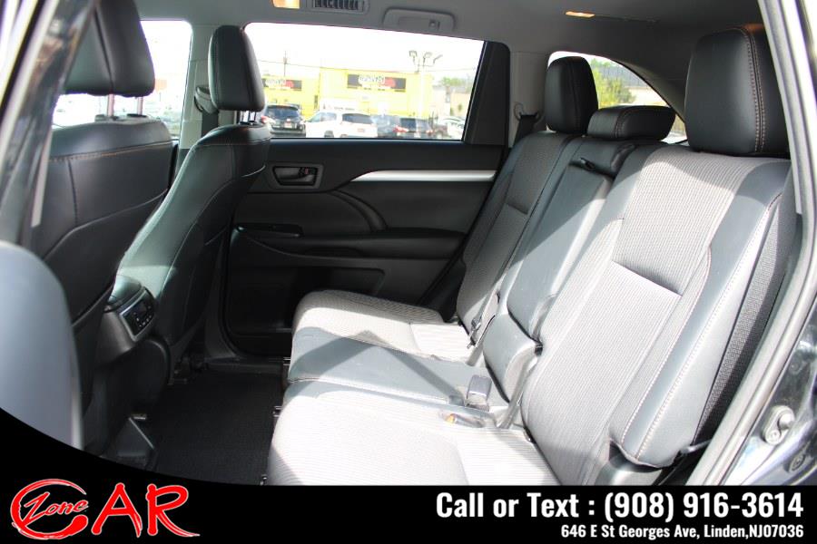 2018 Toyota Highlander LE V6 AWD (Natl), available for sale in Linden, New Jersey | Car Zone. Linden, New Jersey 2018 Toyota Highlander LE V6 AWD (Natl), available for sale in Linden, New Jersey | Car Zone. Linden, New Jersey