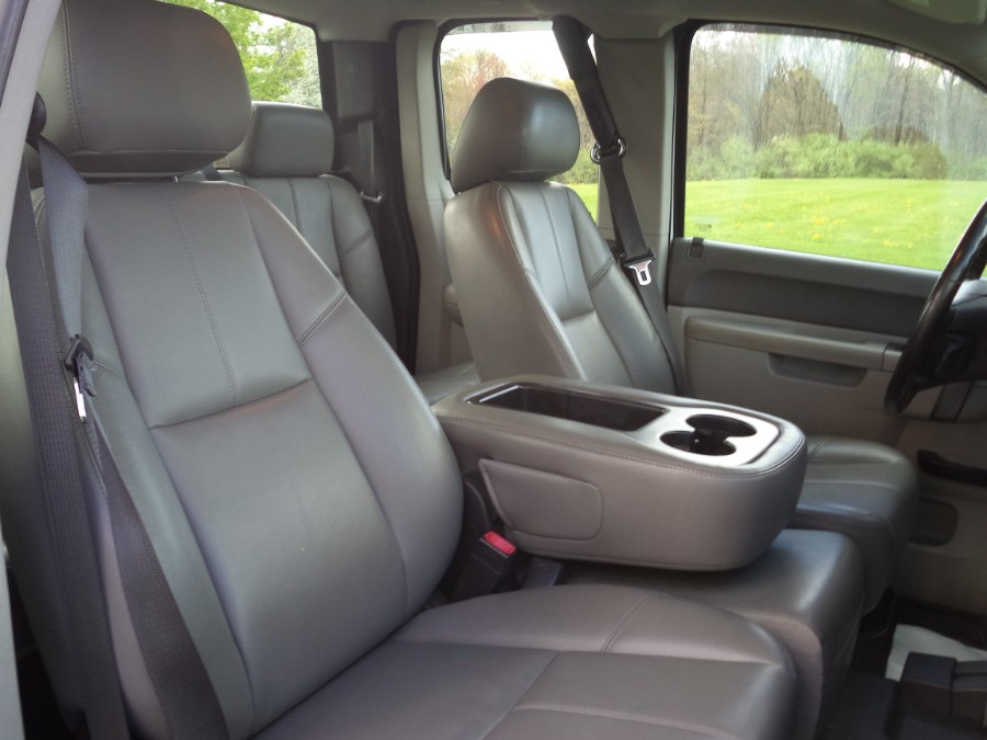 2013 Chevrolet Silverado 1500 4WD Ext Cab 157.5", available for sale in Berlin, Connecticut | International Motorcars llc. Berlin, Connecticut 2013 Chevrolet Silverado 1500 4WD Ext Cab 157.5", available for sale in Berlin, Connecticut | International Motorcars llc. Berlin, Connecticut