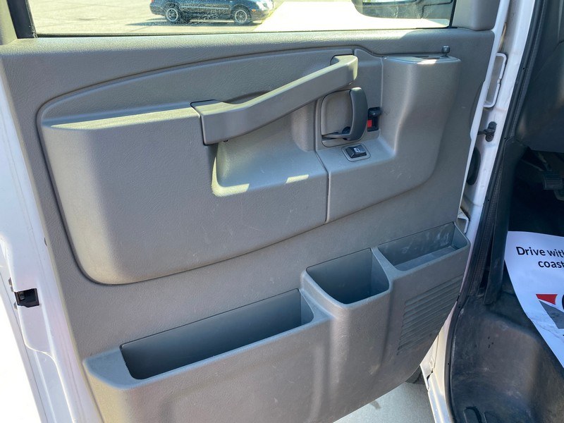 Used GMC Savana Cargo Van RWD 2500 135" 2016 | Union Street Auto Sales. West Springfield, Massachusetts Used GMC Savana Cargo Van RWD 2500 135" 2016 | Union Street Auto Sales. West Springfield, Massachusetts