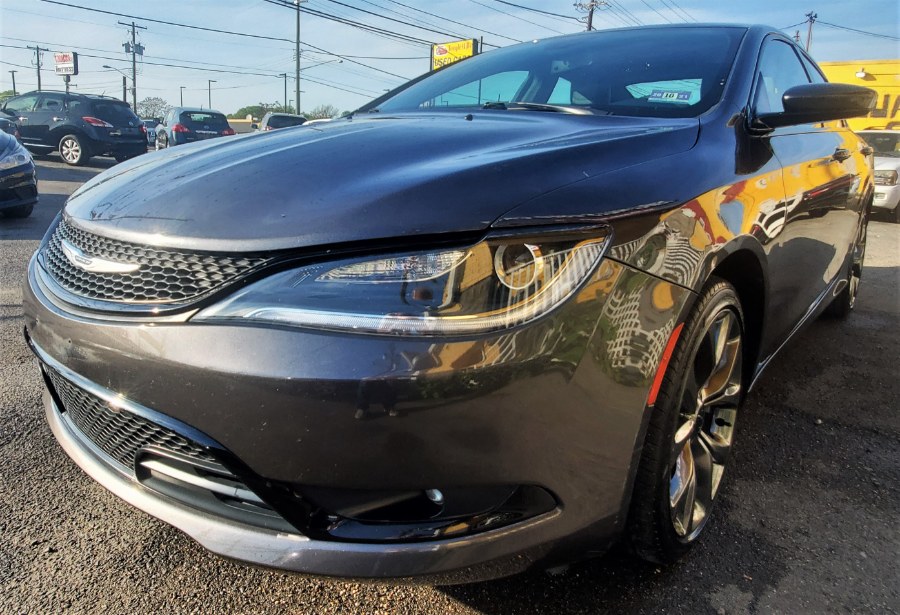Used Chrysler 200 4dr Sdn S FWD 2015 | Temple Hills Used Car. Temple Hills, Maryland Used Chrysler 200 4dr Sdn S FWD 2015 | Temple Hills Used Car. Temple Hills, Maryland