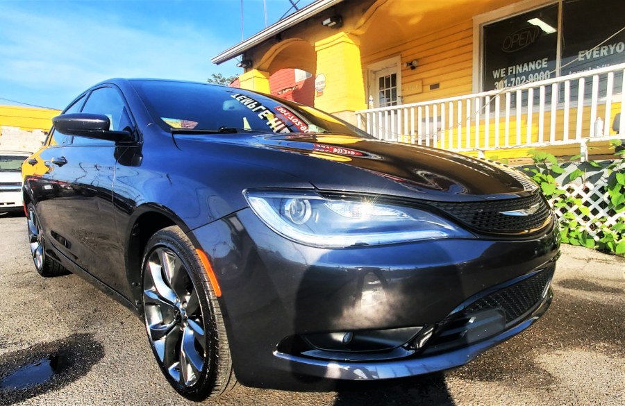 Used Chrysler 200 4dr Sdn S FWD 2015 | Temple Hills Used Car. Temple Hills, Maryland
