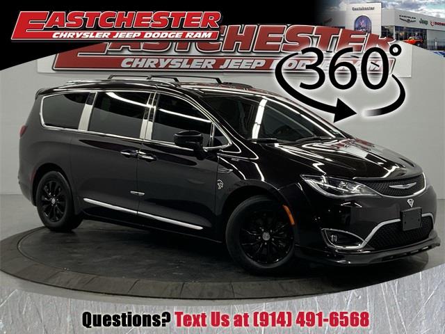 2019 Chrysler Pacifica Touring L, available for sale in Bronx, New York | Eastchester Motor Cars. Bronx, New York