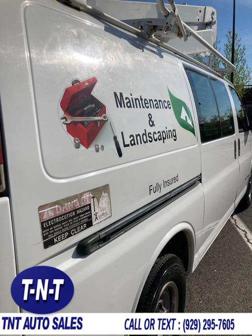 1999 GMC Savana Cargo Van 3500 135" WB, available for sale in Bronx, New York | TNT Auto Sales USA inc. Bronx, New York 1999 GMC Savana Cargo Van 3500 135" WB, available for sale in Bronx, New York | TNT Auto Sales USA inc. Bronx, New York