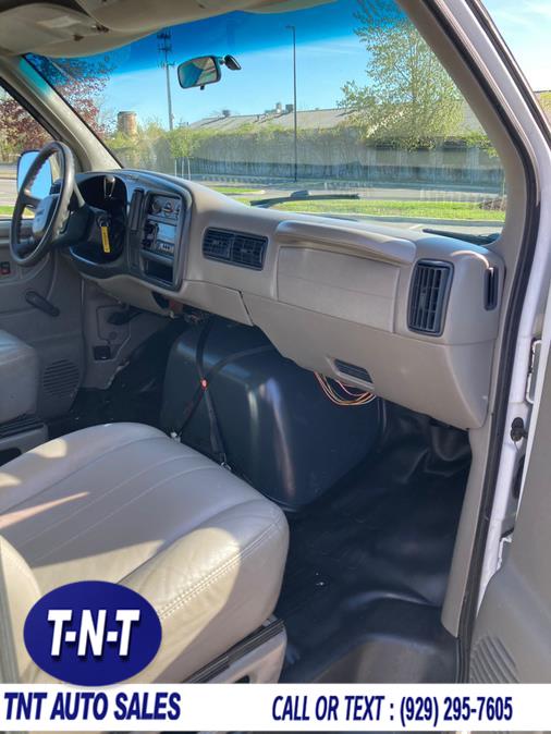 1999 GMC Savana Cargo Van 3500 135" WB, available for sale in Bronx, New York | TNT Auto Sales USA inc. Bronx, New York 1999 GMC Savana Cargo Van 3500 135" WB, available for sale in Bronx, New York | TNT Auto Sales USA inc. Bronx, New York