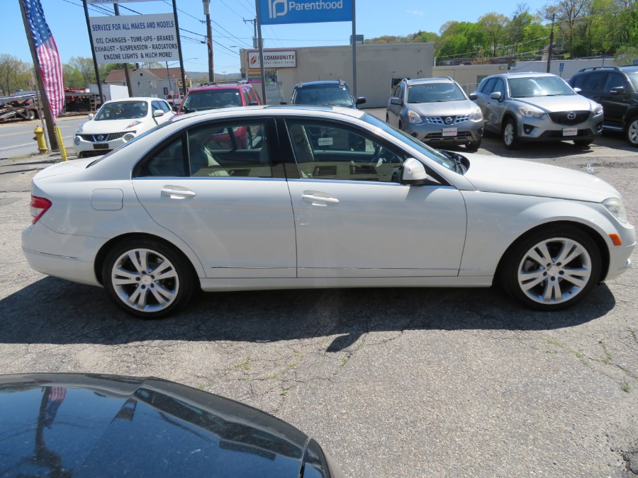Used Mercedes-Benz C-Class 4dr Sdn 3.0L Luxury 4MATIC 2009 | Auto Match LLC. Waterbury, Connecticut Used Mercedes-Benz C-Class 4dr Sdn 3.0L Luxury 4MATIC 2009 | Auto Match LLC. Waterbury, Connecticut