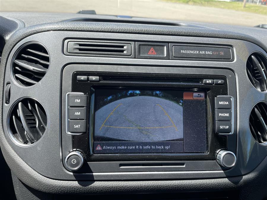 2014 Volkswagen Tiguan 4MOTION 4dr Auto SEL, available for sale in Stratford, Connecticut | Wiz Leasing Inc. Stratford, Connecticut 2014 Volkswagen Tiguan 4MOTION 4dr Auto SEL, available for sale in Stratford, Connecticut | Wiz Leasing Inc. Stratford, Connecticut