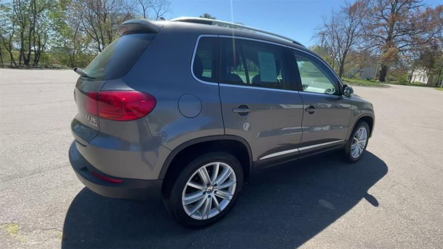 2014 Volkswagen Tiguan 4MOTION 4dr Auto SEL, available for sale in Stratford, Connecticut | Wiz Leasing Inc. Stratford, Connecticut 2014 Volkswagen Tiguan 4MOTION 4dr Auto SEL, available for sale in Stratford, Connecticut | Wiz Leasing Inc. Stratford, Connecticut