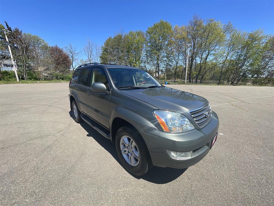 2007 Lexus GX 470 4WD 4dr, available for sale in Stratford, Connecticut | Wiz Leasing Inc. Stratford, Connecticut