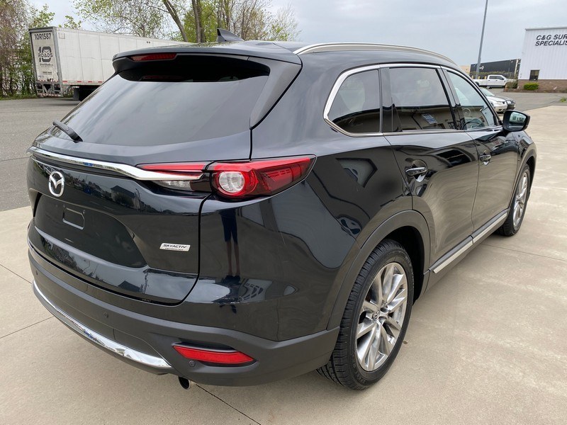 Used Mazda CX-9 AWD 4dr Signature 2016 | Union Street Auto Sales. West Springfield, Massachusetts Used Mazda CX-9 AWD 4dr Signature 2016 | Union Street Auto Sales. West Springfield, Massachusetts