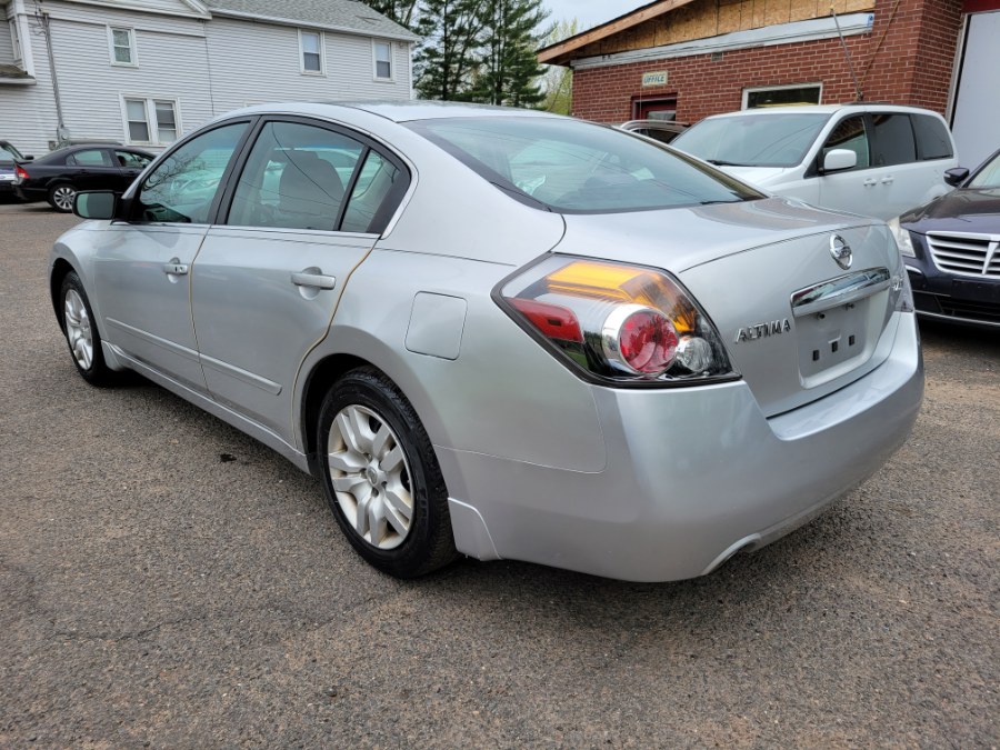 Used Nissan Altima 4dr Sdn I4 CVT 2.5 S 2009 | Toro Auto. East Windsor, Connecticut Used Nissan Altima 4dr Sdn I4 CVT 2.5 S 2009 | Toro Auto. East Windsor, Connecticut