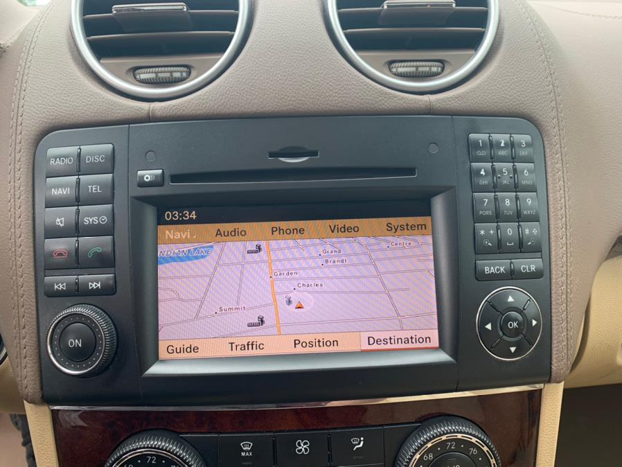 2010 Mercedes-Benz GL-Class 4MATIC 4dr GL450, available for sale in Little Ferry, New Jersey | Victoria Preowned Autos Inc. Little Ferry, New Jersey 2010 Mercedes-Benz GL-Class 4MATIC 4dr GL450, available for sale in Little Ferry, New Jersey | Victoria Preowned Autos Inc. Little Ferry, New Jersey