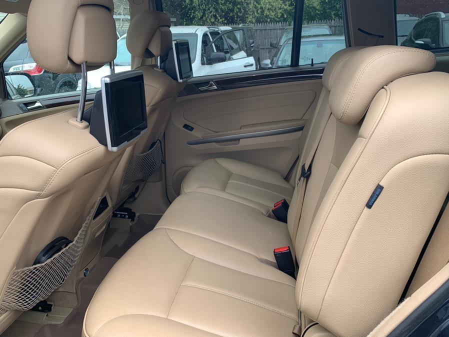 2010 Mercedes-Benz GL-Class 4MATIC 4dr GL450, available for sale in Little Ferry, New Jersey | Victoria Preowned Autos Inc. Little Ferry, New Jersey 2010 Mercedes-Benz GL-Class 4MATIC 4dr GL450, available for sale in Little Ferry, New Jersey | Victoria Preowned Autos Inc. Little Ferry, New Jersey