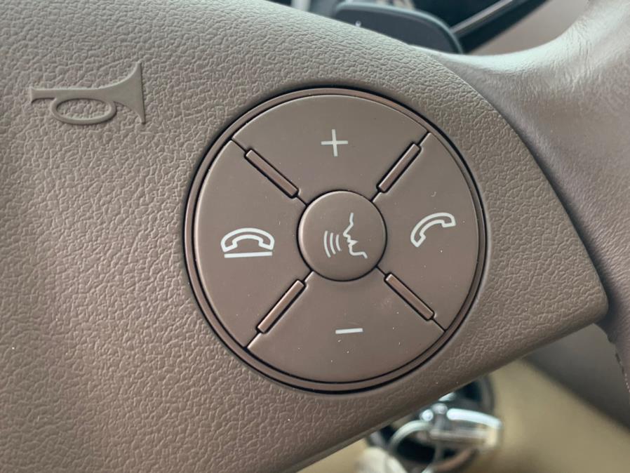2010 Mercedes-Benz GL-Class 4MATIC 4dr GL450, available for sale in Little Ferry, New Jersey | Victoria Preowned Autos Inc. Little Ferry, New Jersey 2010 Mercedes-Benz GL-Class 4MATIC 4dr GL450, available for sale in Little Ferry, New Jersey | Victoria Preowned Autos Inc. Little Ferry, New Jersey