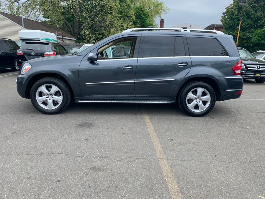 2010 Mercedes-Benz GL-Class 4MATIC 4dr GL450, available for sale in Little Ferry, New Jersey | Victoria Preowned Autos Inc. Little Ferry, New Jersey 2010 Mercedes-Benz GL-Class 4MATIC 4dr GL450, available for sale in Little Ferry, New Jersey | Victoria Preowned Autos Inc. Little Ferry, New Jersey