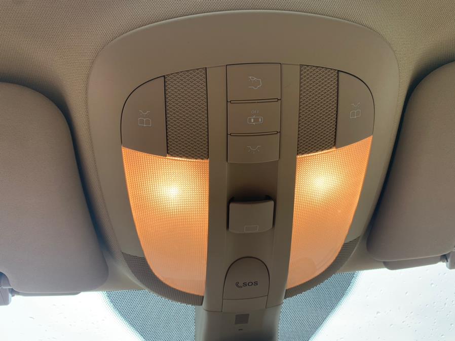 2010 Mercedes-Benz GL-Class 4MATIC 4dr GL450, available for sale in Little Ferry, New Jersey | Victoria Preowned Autos Inc. Little Ferry, New Jersey 2010 Mercedes-Benz GL-Class 4MATIC 4dr GL450, available for sale in Little Ferry, New Jersey | Victoria Preowned Autos Inc. Little Ferry, New Jersey