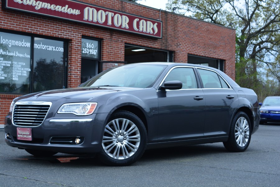 Used Chrysler 300 4dr Sdn AWD 2013 | Longmeadow Motor Cars. ENFIELD, Connecticut