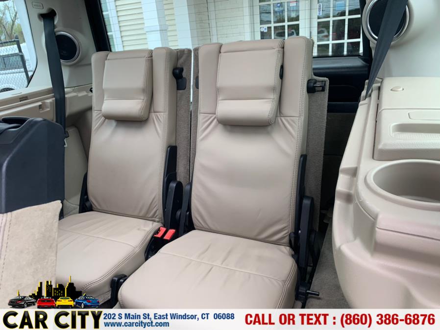 Used Land Rover LR4 4WD 4dr V8 LUX 2011 | Car City LLC. East Windsor, Connecticut Used Land Rover LR4 4WD 4dr V8 LUX 2011 | Car City LLC. East Windsor, Connecticut