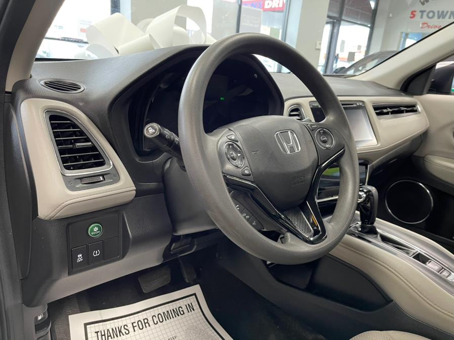 Used Honda HR-V EX AWD CVT 2017 | 5 Towns Drive. Inwood, New York Used Honda HR-V EX AWD CVT 2017 | 5 Towns Drive. Inwood, New York