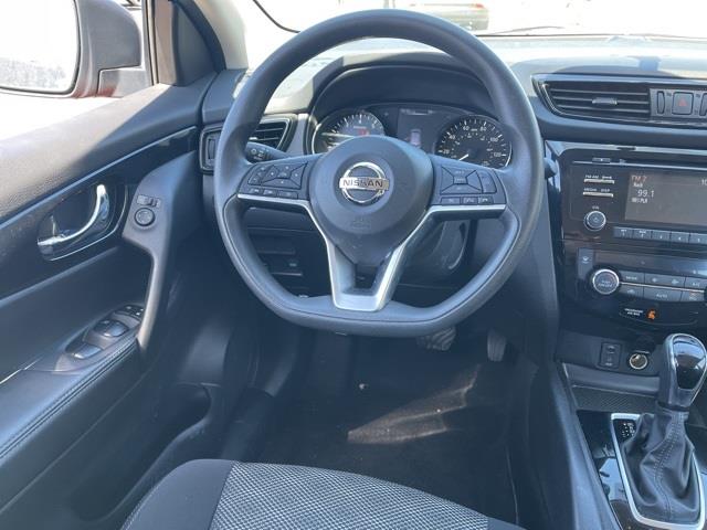 Used Nissan Rogue Sport SV 2017 | Blasius Federal Road. Brookfield, Connecticut Used Nissan Rogue Sport SV 2017 | Blasius Federal Road. Brookfield, Connecticut