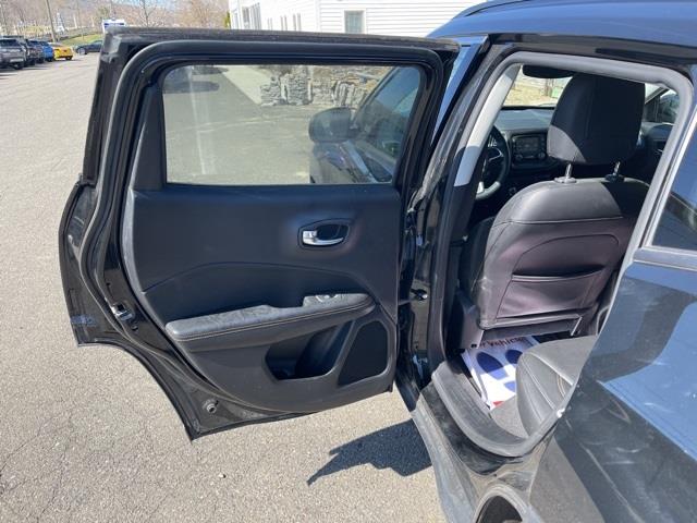 Used Jeep Compass Latitude 2018 | Blasius Federal Road. Brookfield, Connecticut Used Jeep Compass Latitude 2018 | Blasius Federal Road. Brookfield, Connecticut